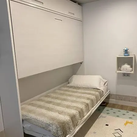 A 100metros De La Playa De San Lorenzo Gijón