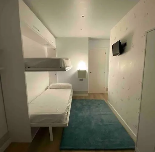 A 100metros De La Playa De San Lorenzo