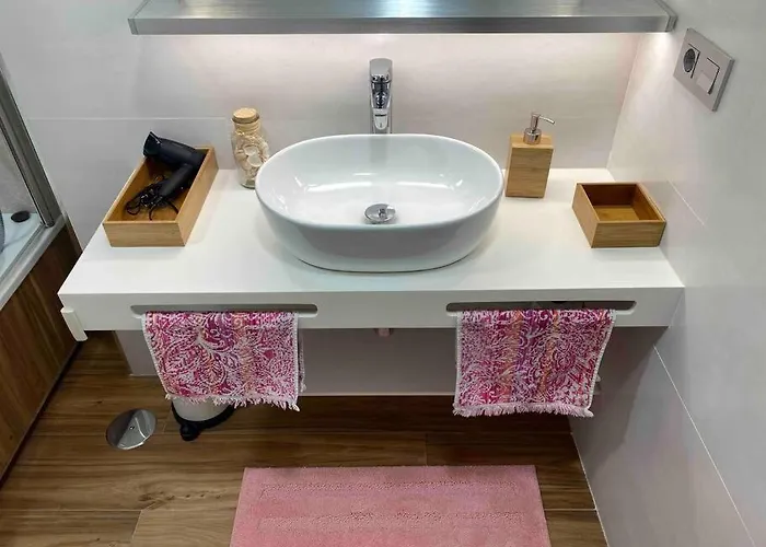 A 100metros De La Playa De San Lorenzo *